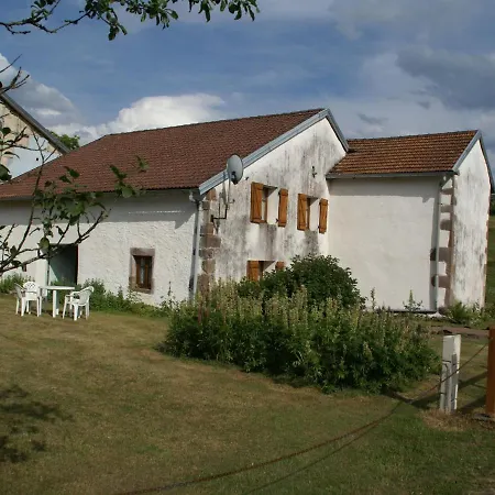 Spacious Holiday Home Near The Forest Esmoulieres Exterior photo